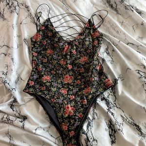 Forever 21 floral bodysuit 6/$16